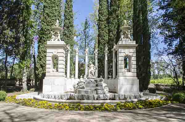 139 - Comunidad de Madrid - Aranjuez - jardin del Principe - fuente de Apolo